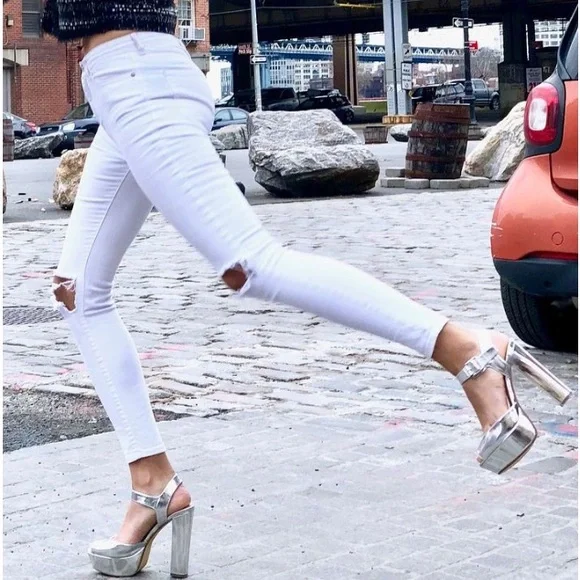 Steve Madden stack platform heel silver strap open toe. - Picture 8 of 8